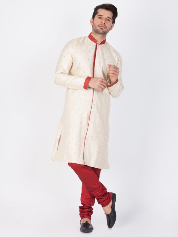 Vastramay Men Cream-Coloured & Maroon Sherwani With Churidar